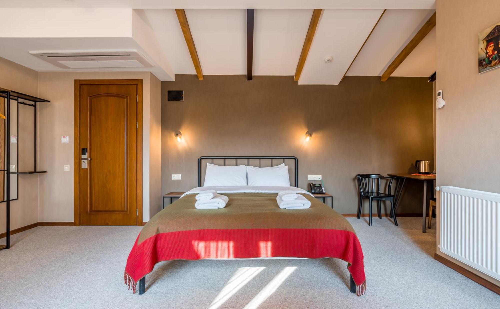 Green Inn Hotel Tbilisi Bagian luar foto