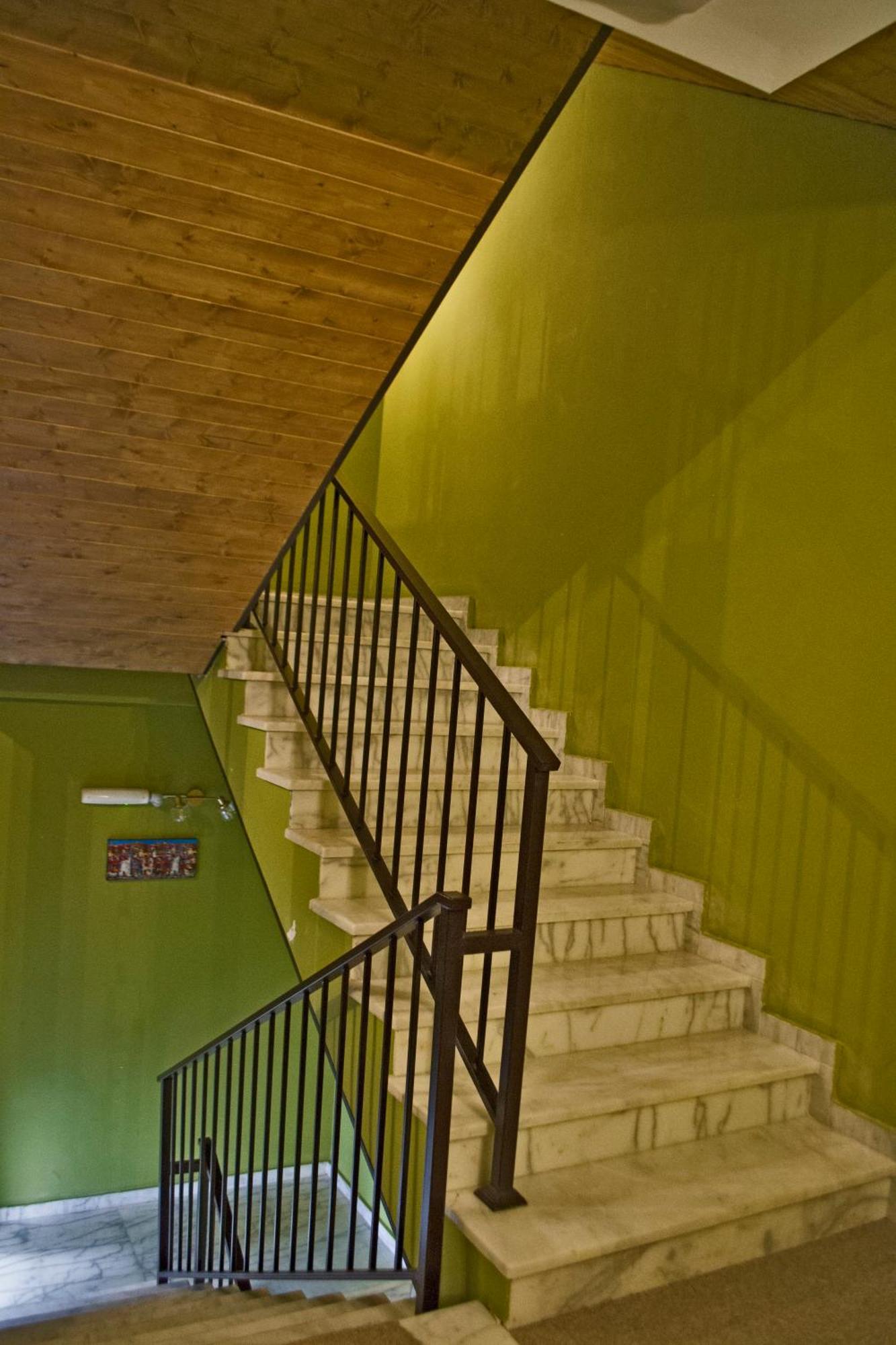 Green Inn Hotel Tbilisi Bagian luar foto
