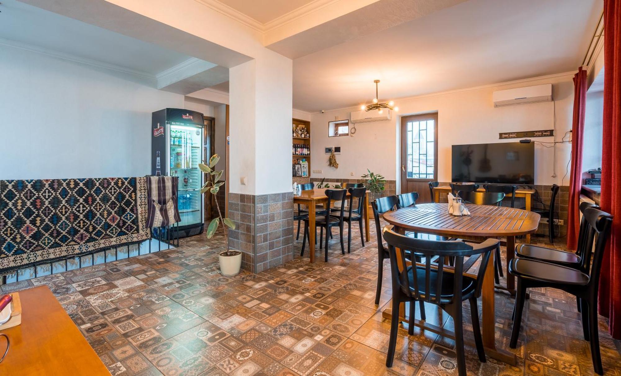 Green Inn Hotel Tbilisi Bagian luar foto