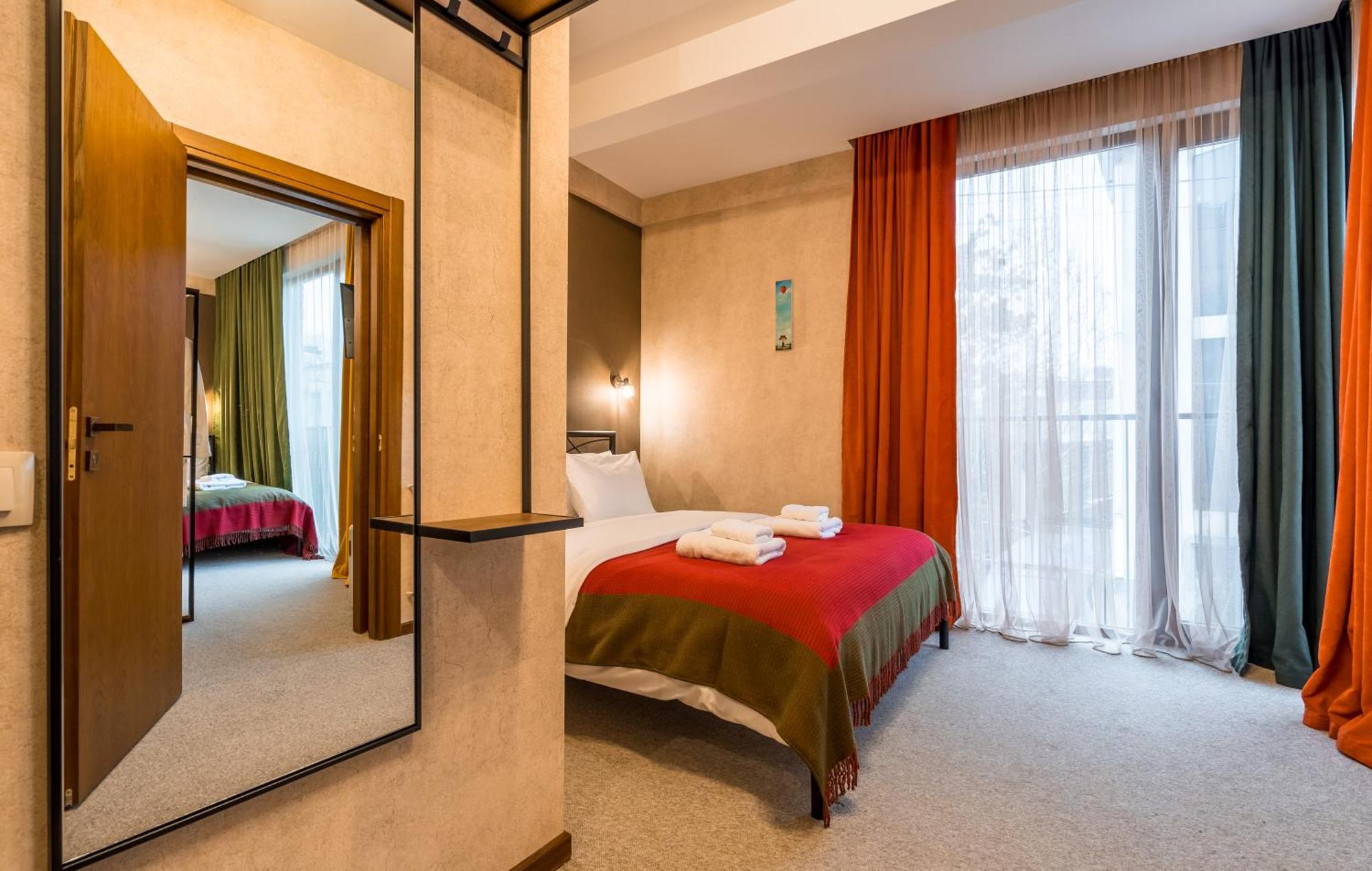 Green Inn Hotel Tbilisi Bagian luar foto
