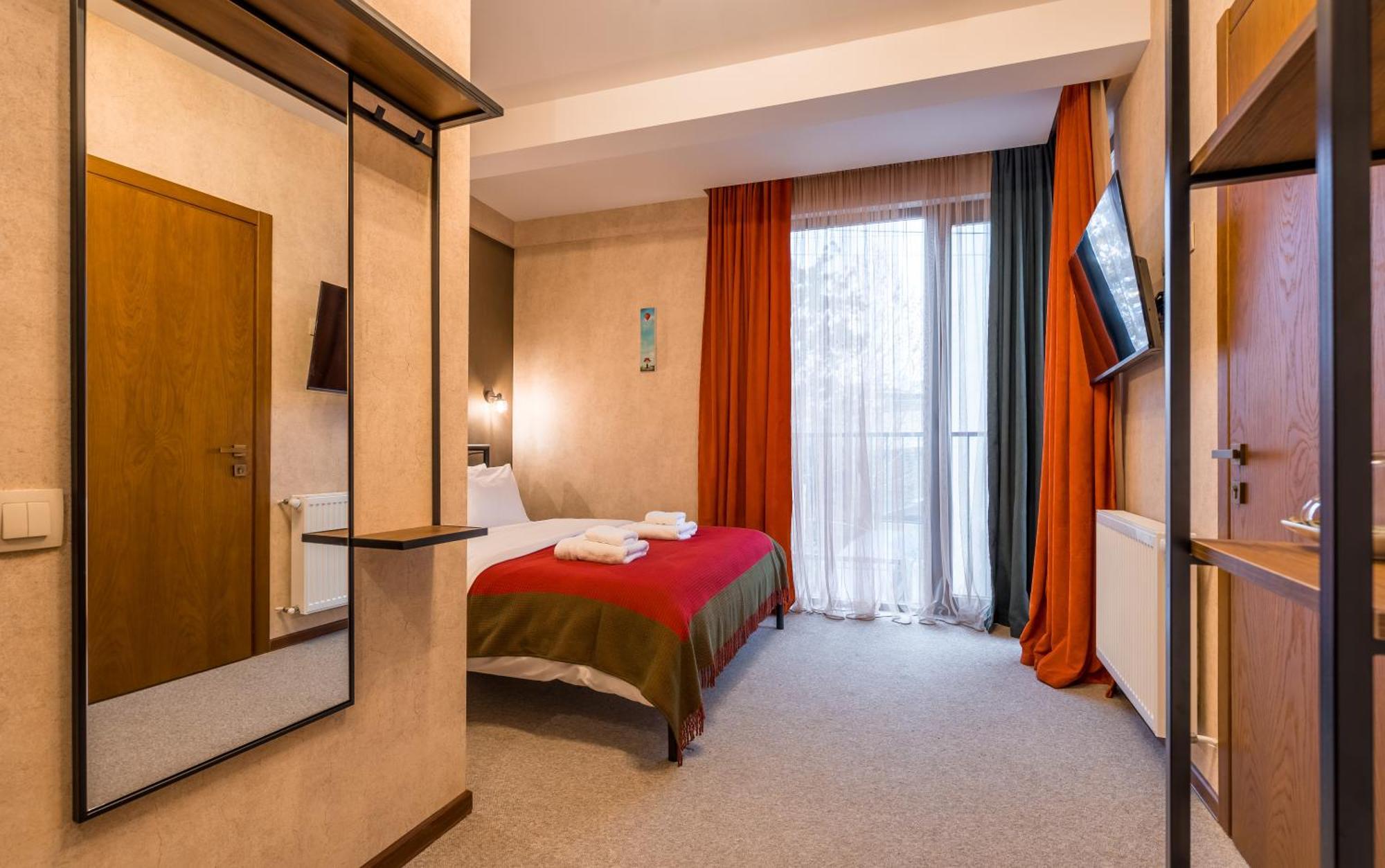 Green Inn Hotel Tbilisi Bagian luar foto