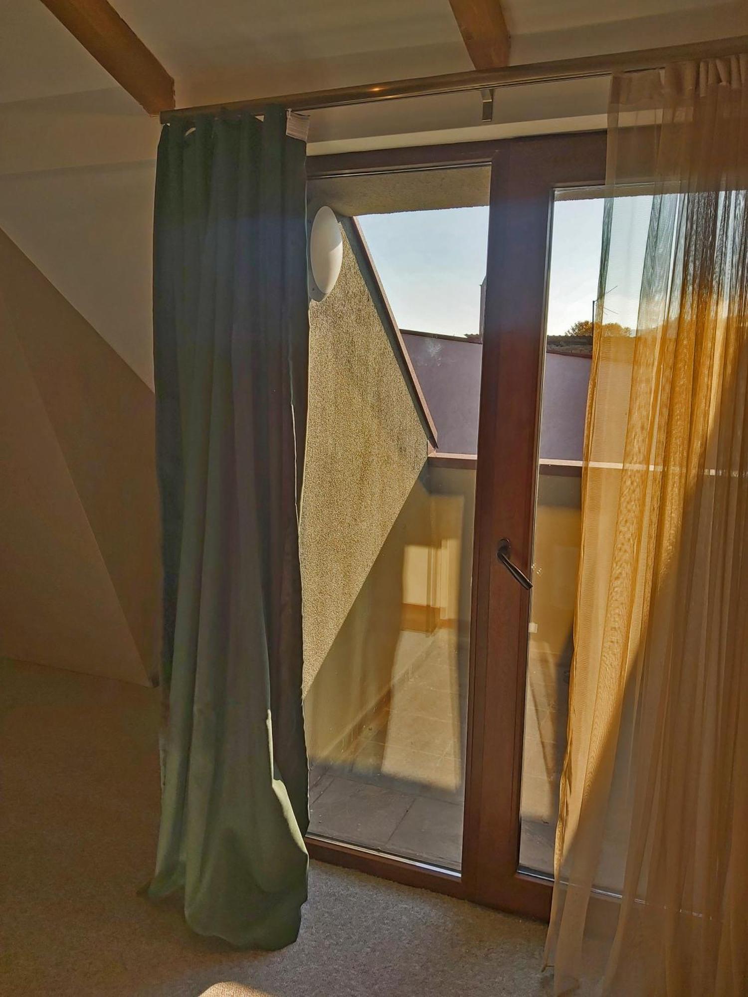 Green Inn Hotel Tbilisi Bagian luar foto