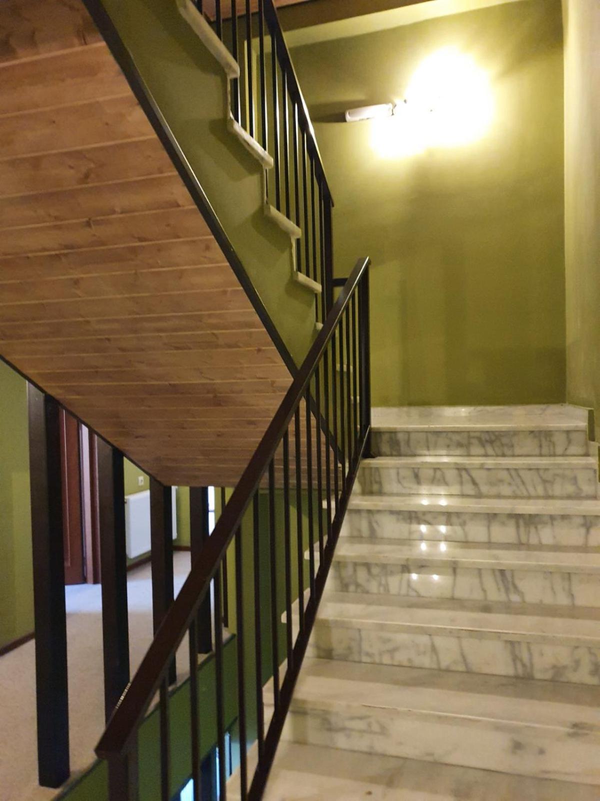 Green Inn Hotel Tbilisi Bagian luar foto
